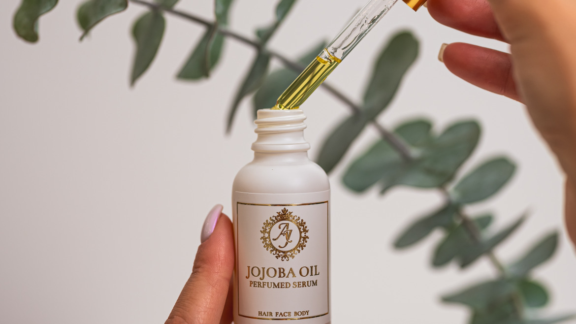 Parfémovaná péče – jak vytvořit každodenní rituál s oblíbenou vůní?